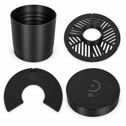 Photographic arrangement of all four included black parts: Premium light-control dew shield, tri-Bahtinov mask, isolation mask and dust cap.